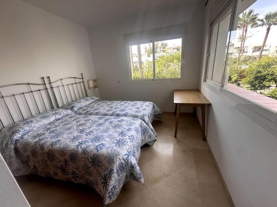 Costalita Beach Apartamento En Estepona Esterno foto