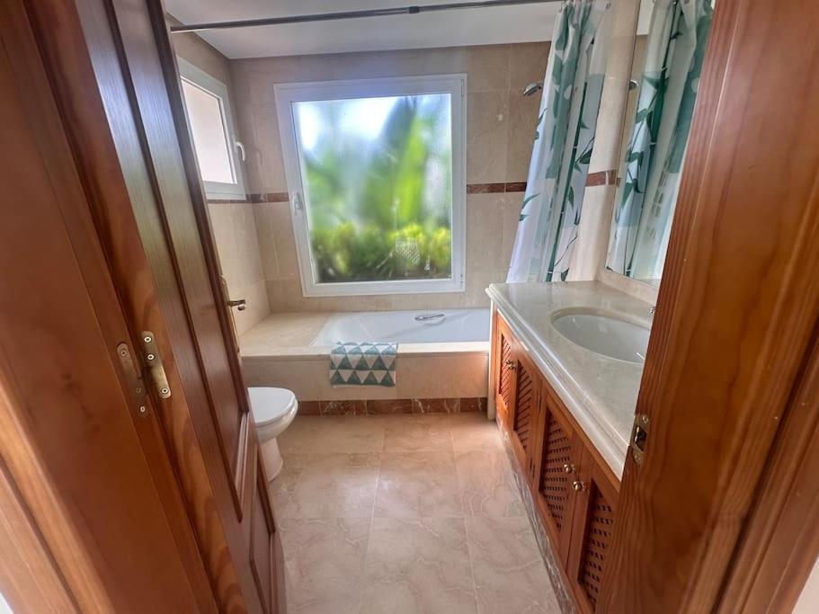 Costalita Beach Apartamento En Estepona Esterno foto