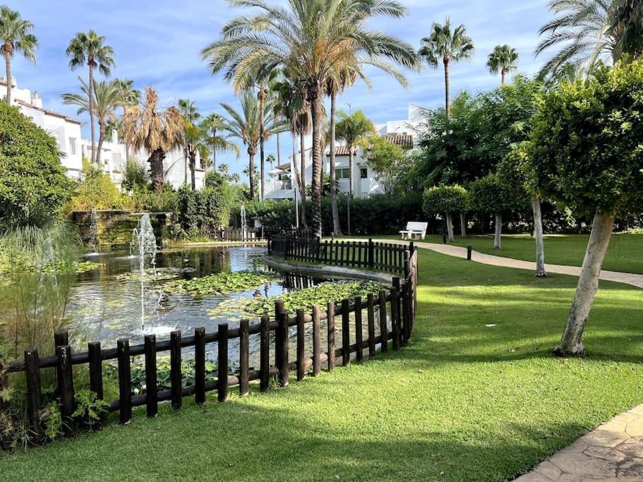 Costalita Beach Apartamento En Estepona Esterno foto